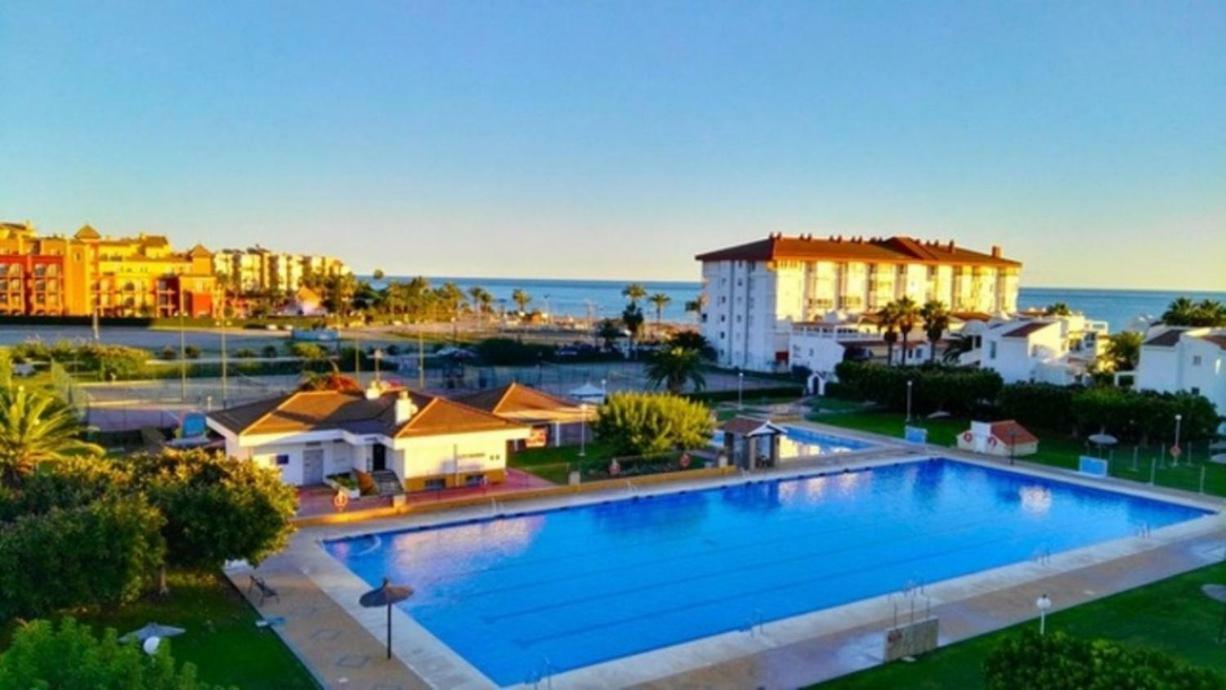Apto. Urbanización Laguna Beach, 1ª línea de playa Torrox Exterior foto